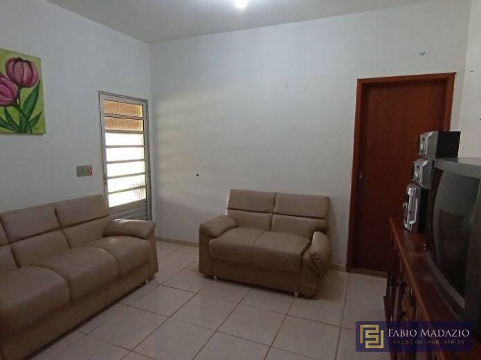Chácara à venda com 2 quartos, 1000m² - Foto 11