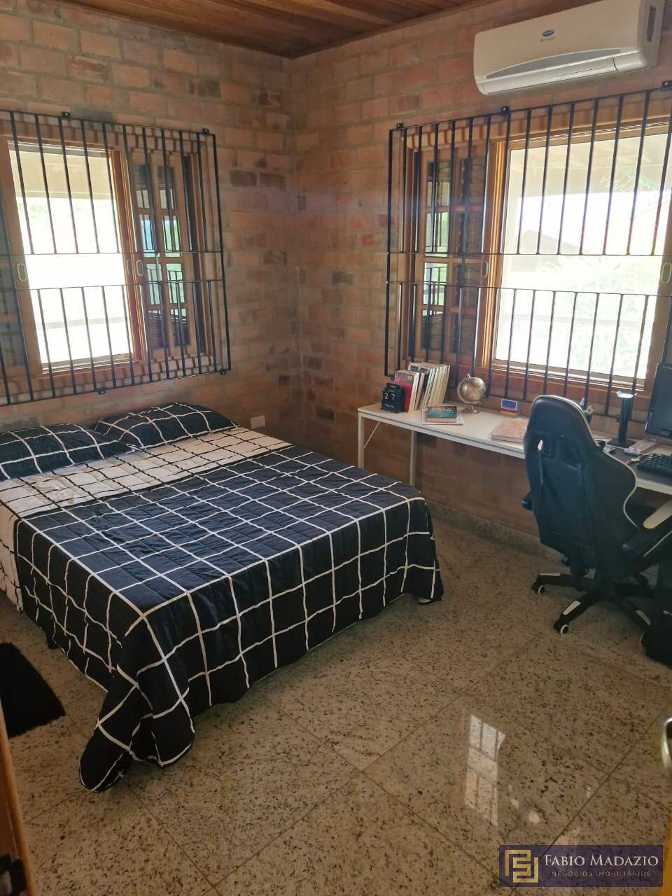 Chácara à venda com 5 quartos, 1000m² - Foto 10