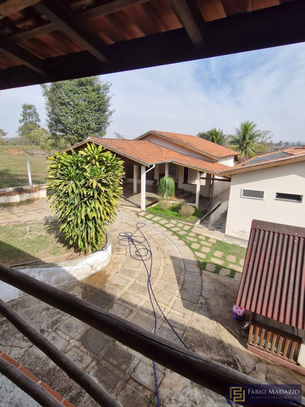 Chácara à venda com 5 quartos, 1000m² - Foto 25