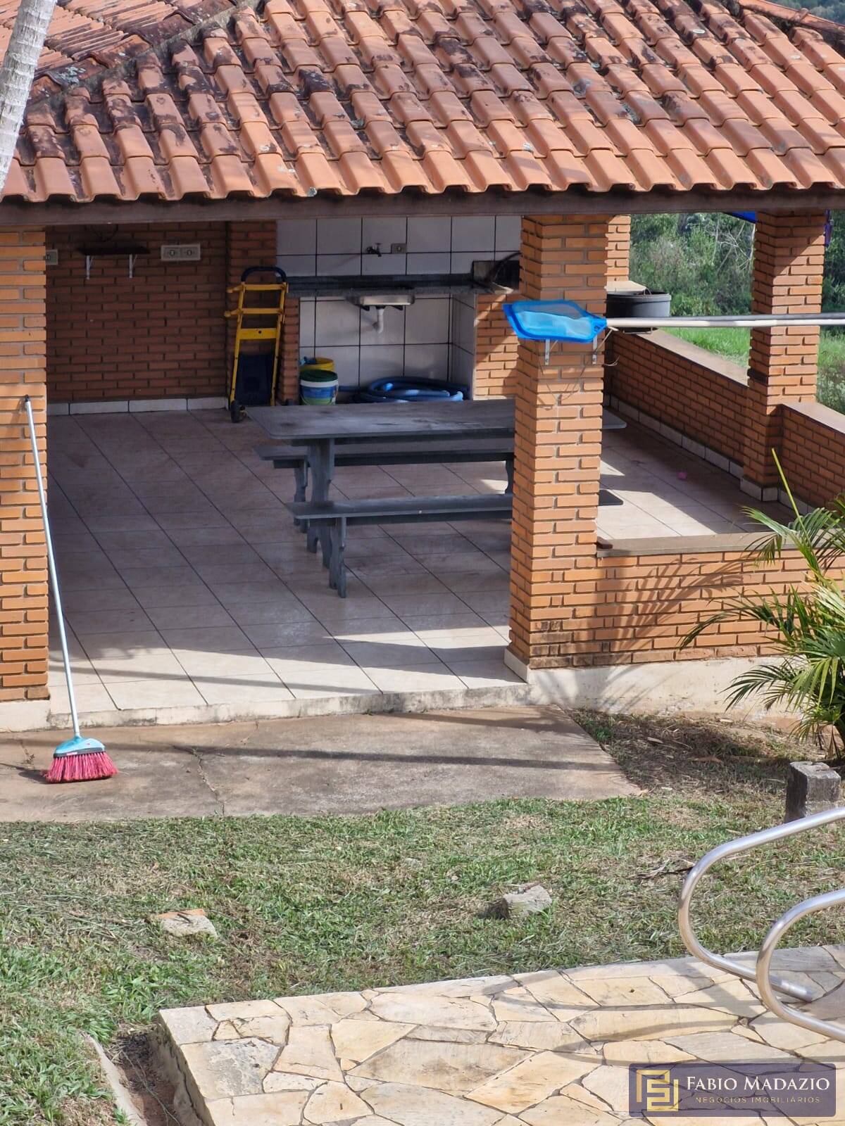 Chácara à venda com 5 quartos, 1000m² - Foto 33