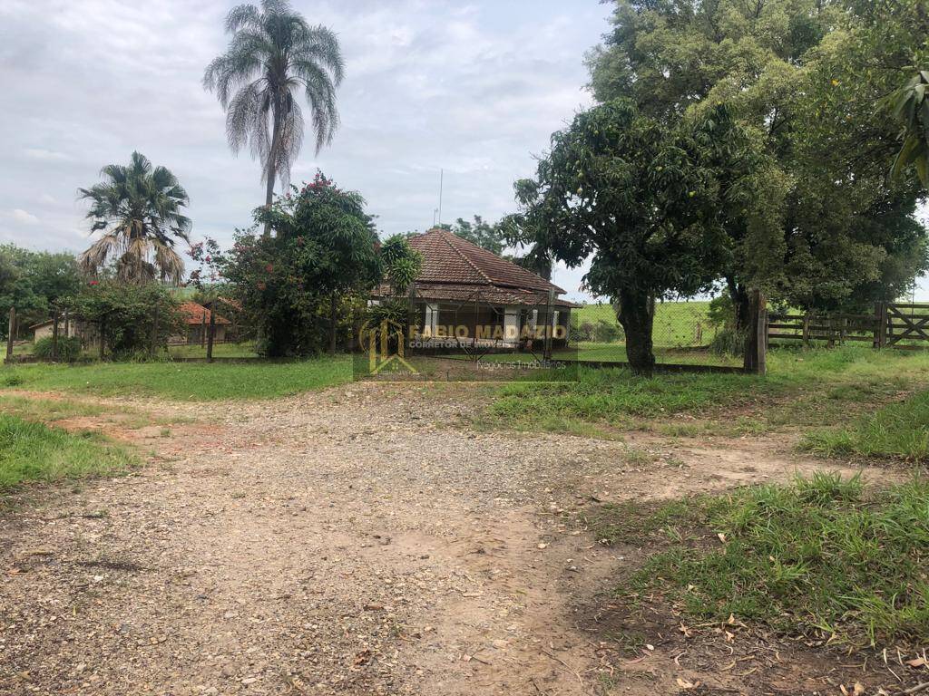 Terreno, 240 m² - Foto 1