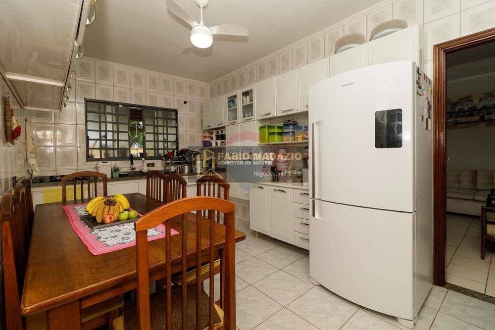 Casa, 3 quartos, 350 m² - Foto 11