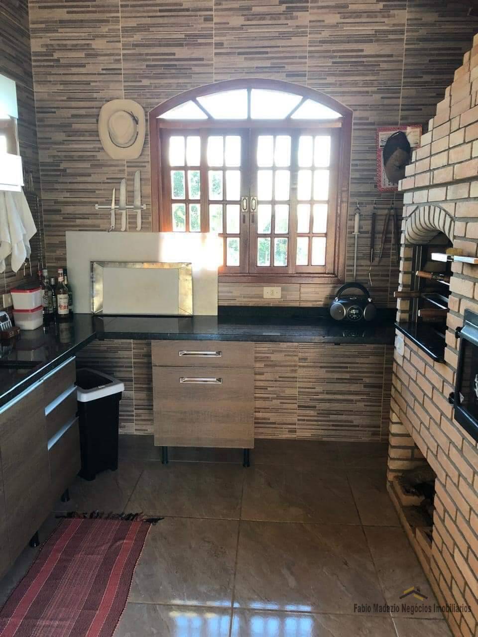 Chácara à venda com 3 quartos, 215m² - Foto 10