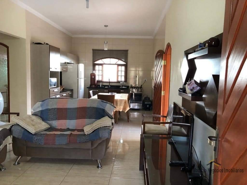 Chácara à venda com 3 quartos, 215m² - Foto 12