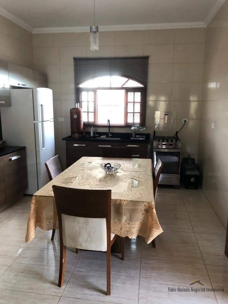 Chácara à venda com 3 quartos, 215m² - Foto 18