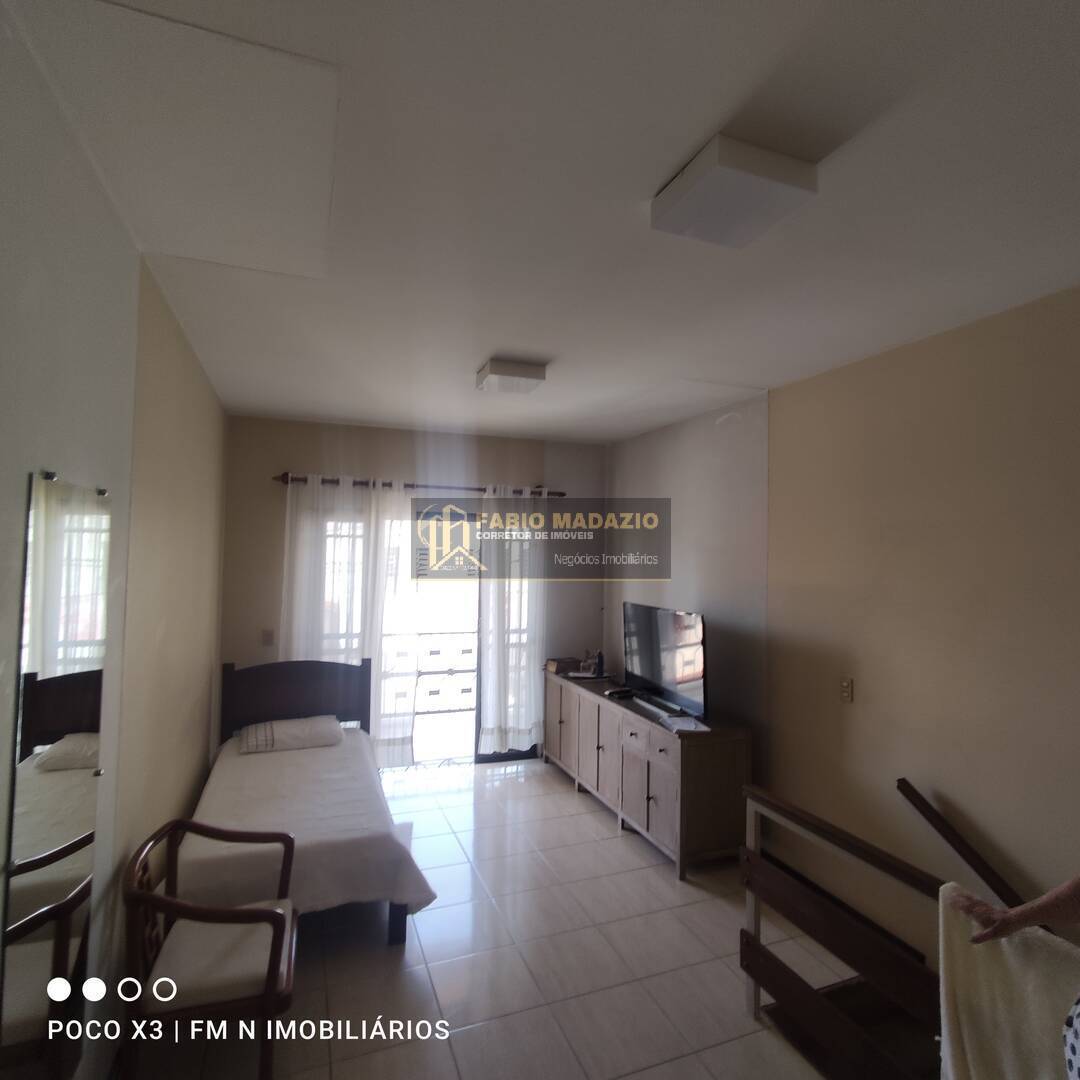 Casa à venda com 5 quartos, 250m² - Foto 20