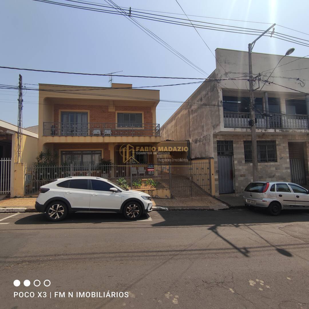 Casa à venda com 5 quartos, 250m² - Foto 45