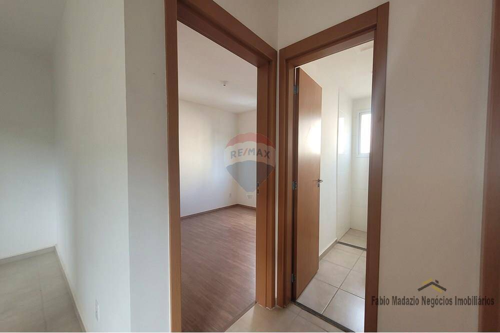 Apartamento à venda com 2 quartos, 45m² - Foto 17