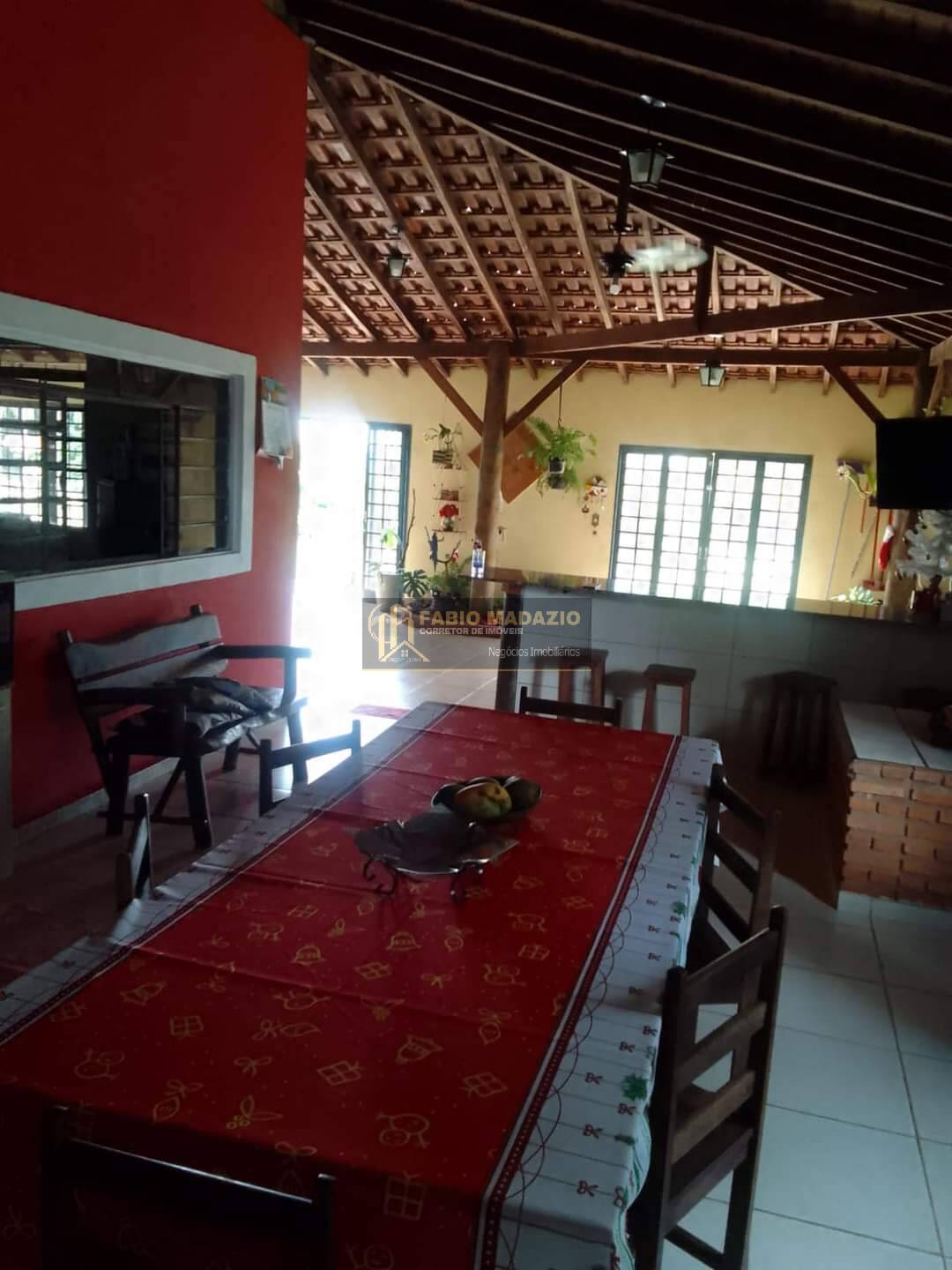 Chácara à venda com 4 quartos, 320m² - Foto 10
