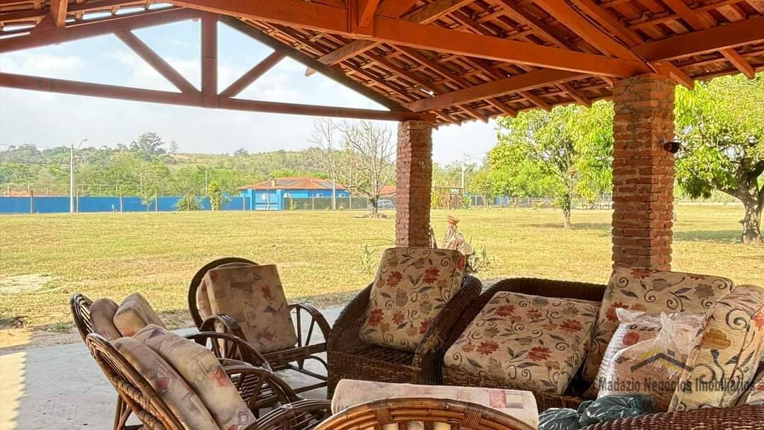 Chácara à venda com 3 quartos, 7800m² - Foto 1