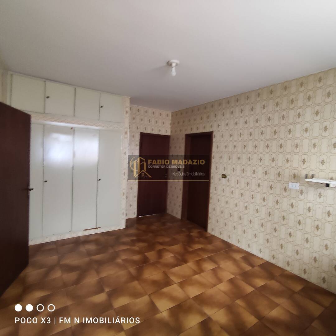 Casa à venda e aluguel com 3 quartos, 270m² - Foto 12