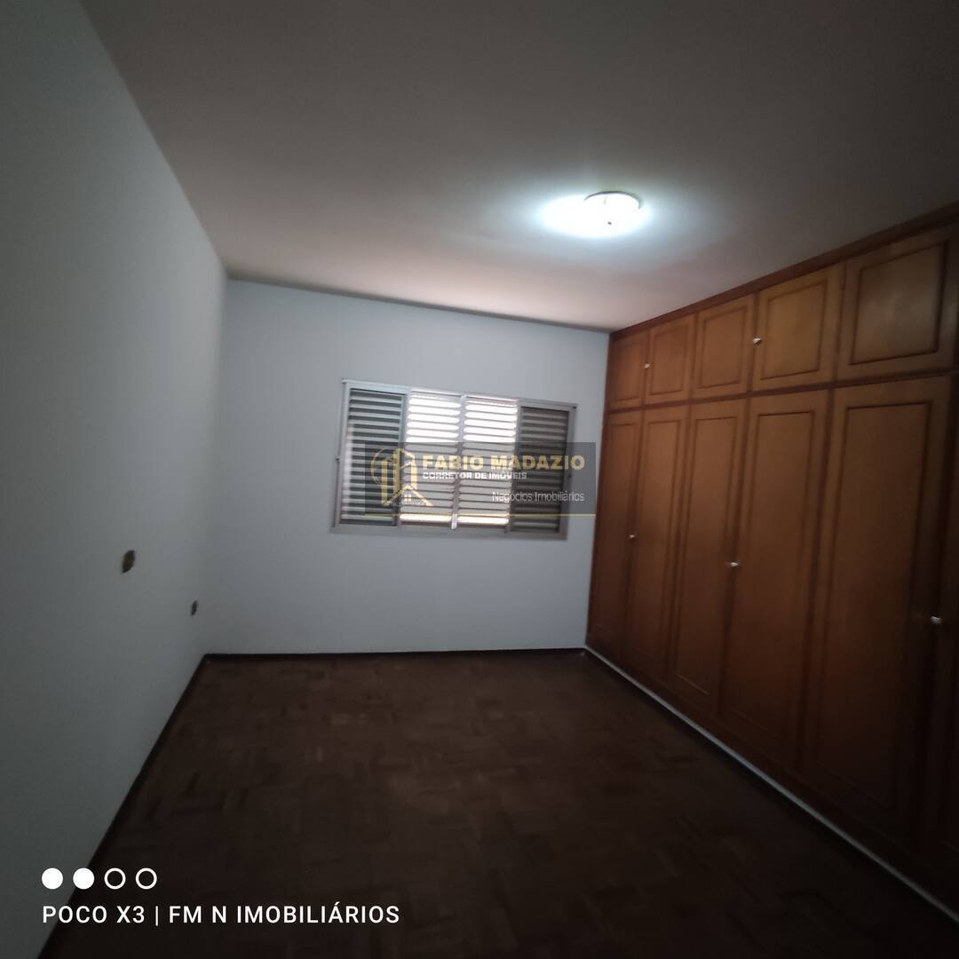 Casa à venda e aluguel com 3 quartos, 270m² - Foto 22
