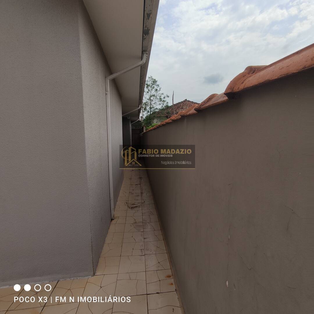 Casa à venda e aluguel com 3 quartos, 270m² - Foto 27