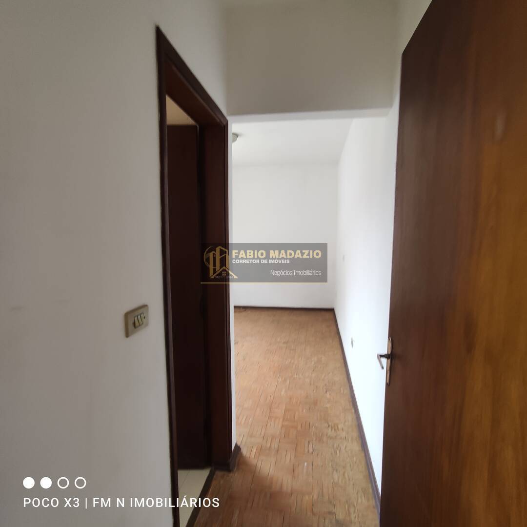 Casa à venda e aluguel com 3 quartos, 270m² - Foto 32
