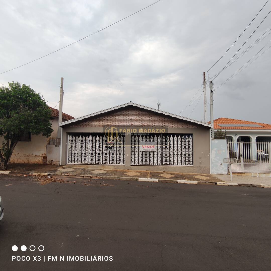 Casa à venda e aluguel com 3 quartos, 270m² - Foto 37
