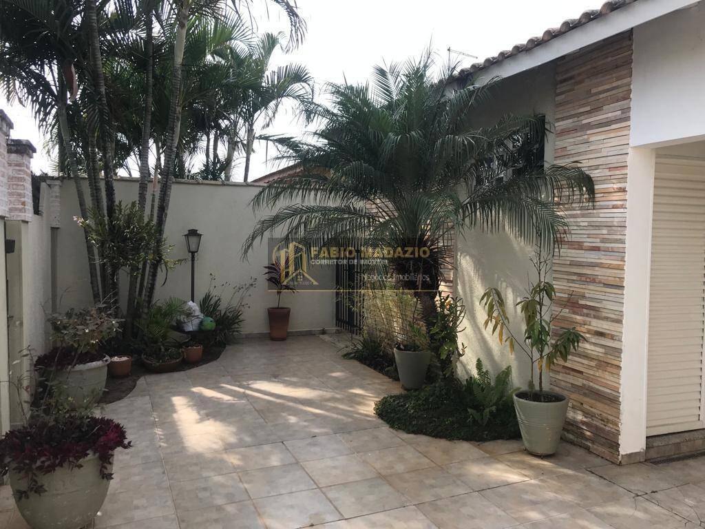 Casa, 3 quartos, 200 m² - Foto 6