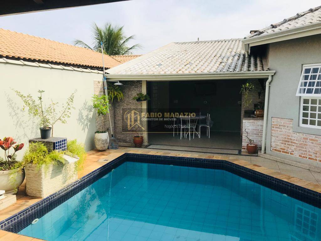 Casa, 3 quartos, 200 m² - Foto 2