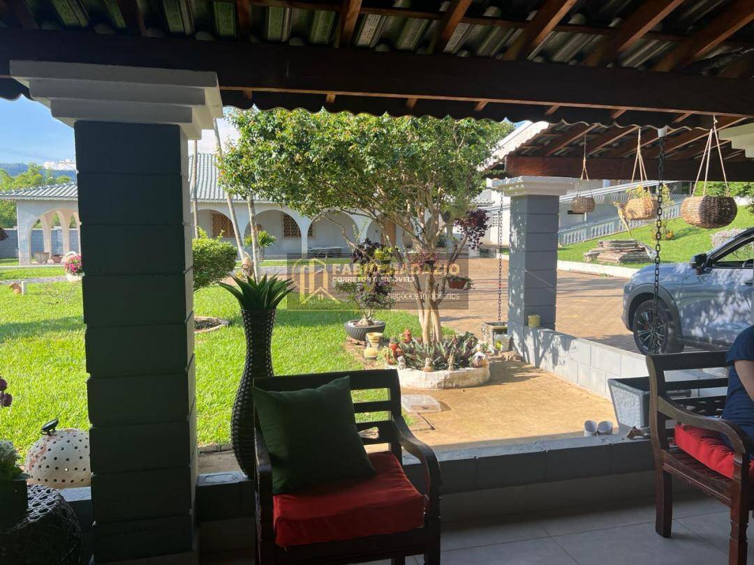 Chácara à venda com 7 quartos, 700m² - Foto 9