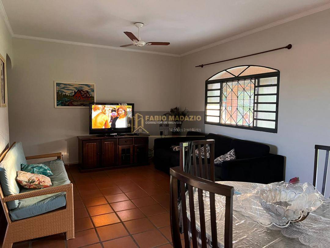 Chácara à venda com 3 quartos, 172m² - Foto 12