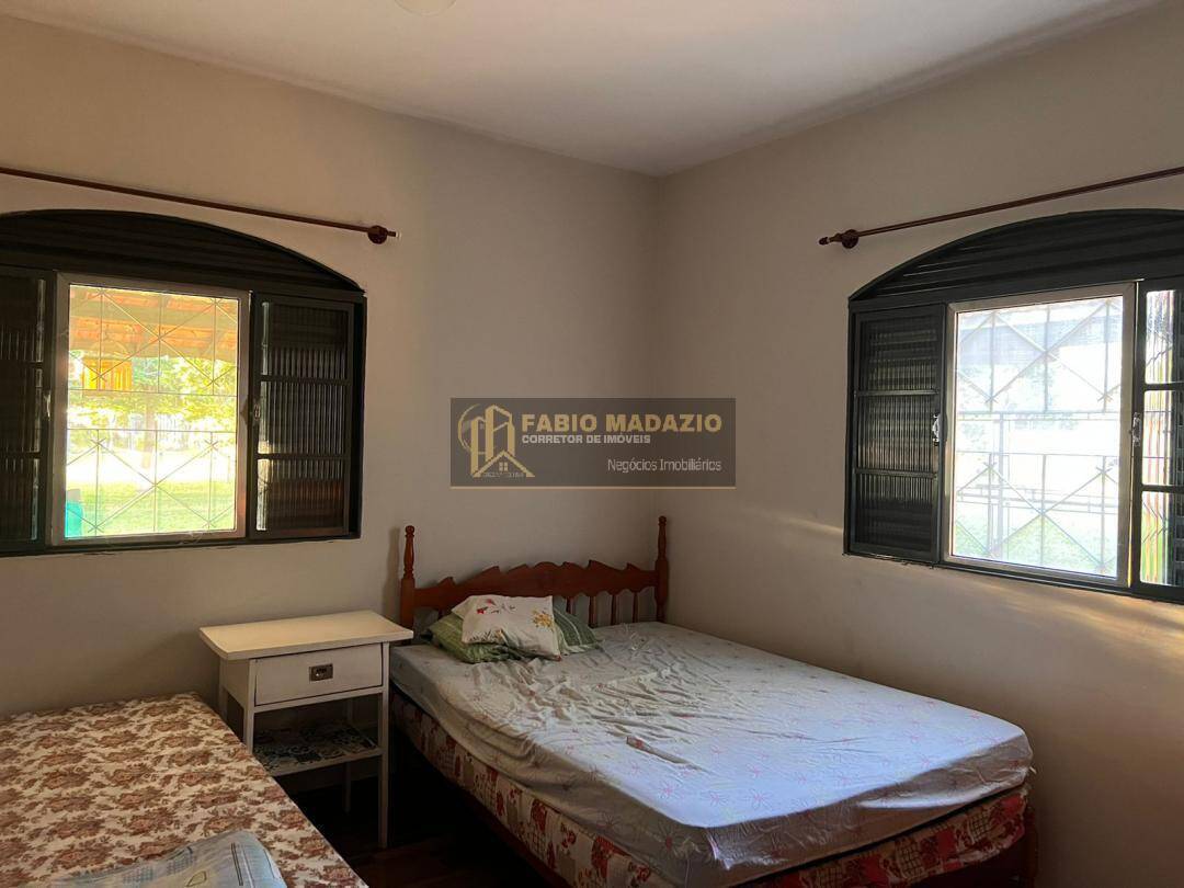 Chácara à venda com 3 quartos, 172m² - Foto 15