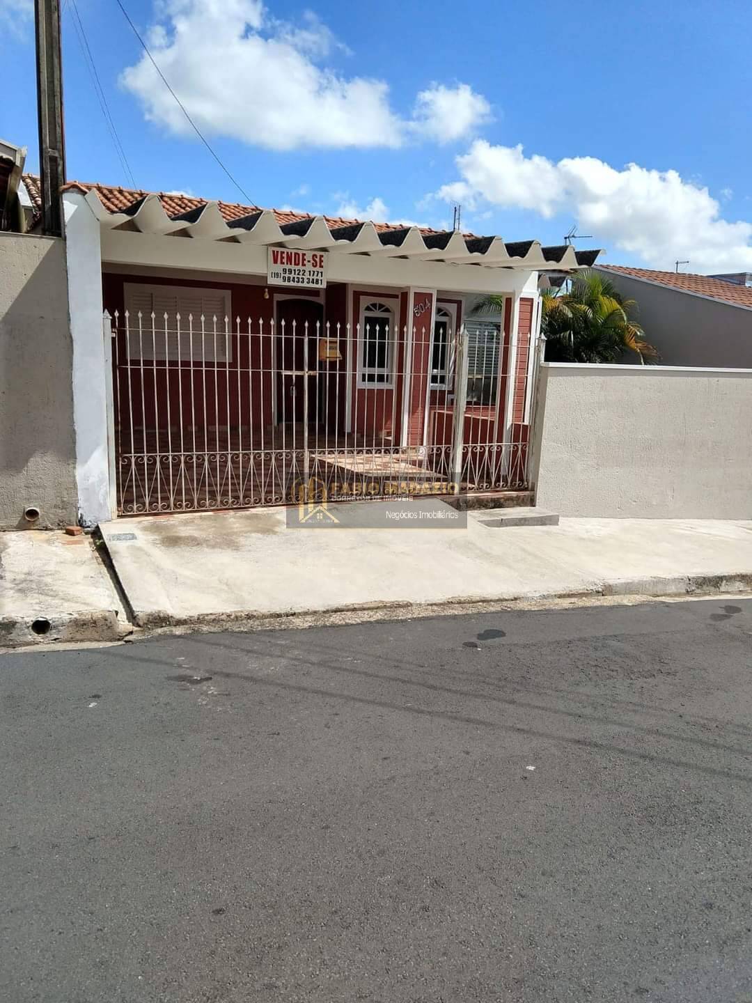 Casa, 3 quartos, 106 m² - Foto 1