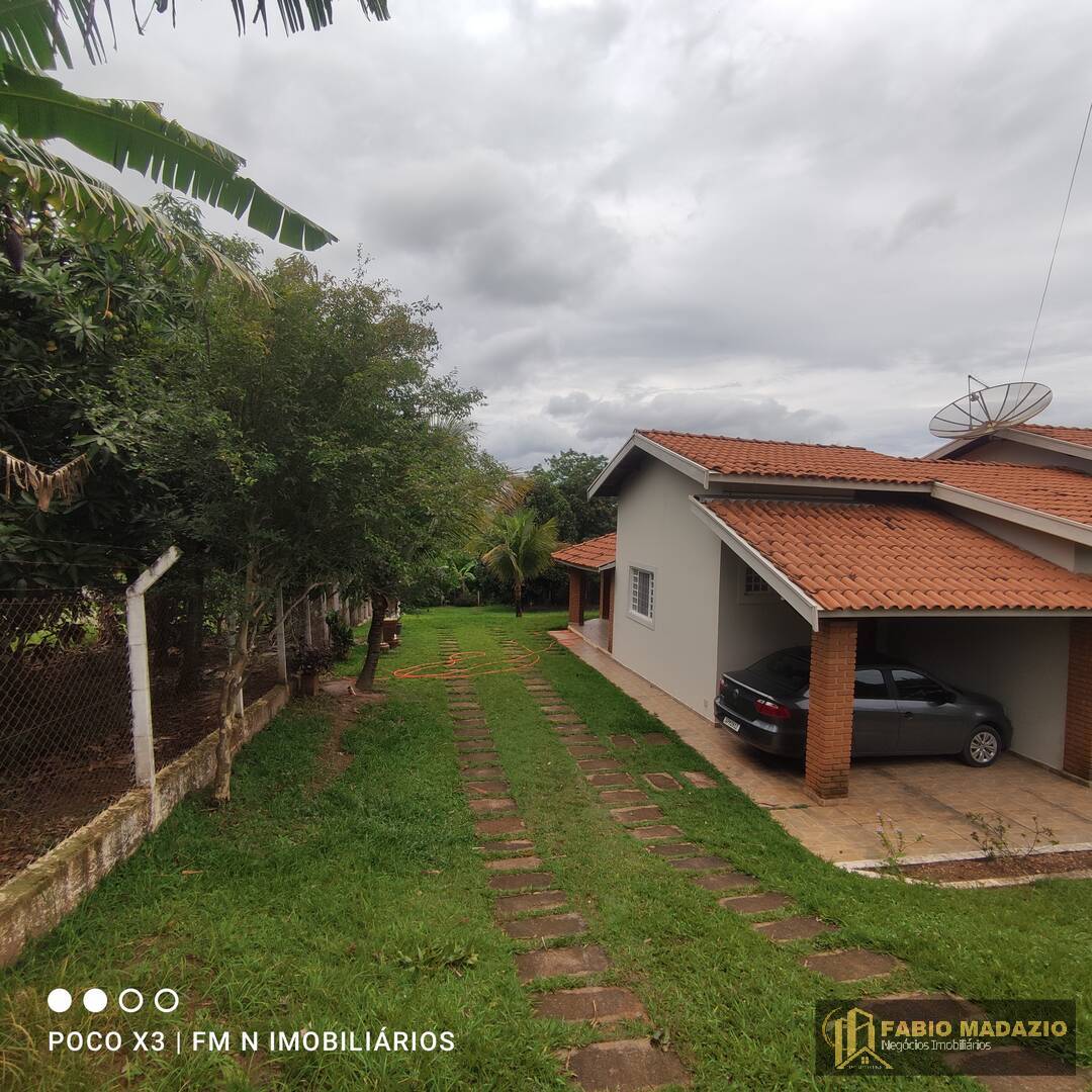 Chácara à venda com 3 quartos, 170m² - Foto 4