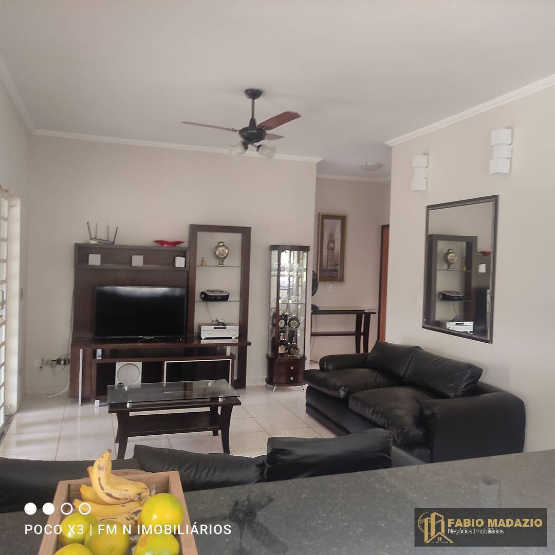 Chácara à venda com 3 quartos, 170m² - Foto 10