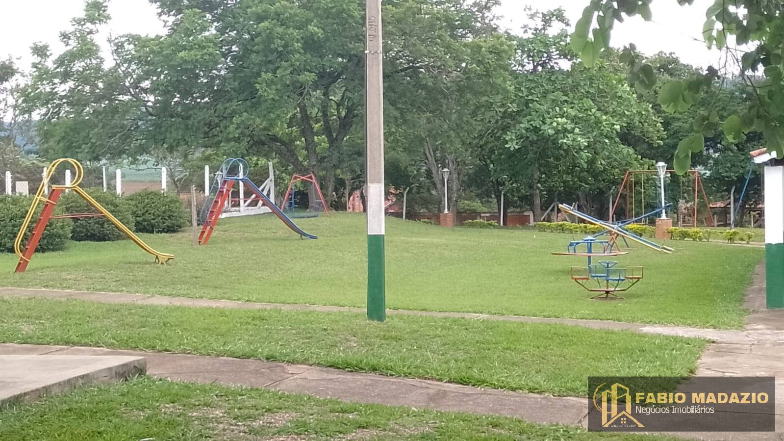 Chácara à venda com 3 quartos, 170m² - Foto 32