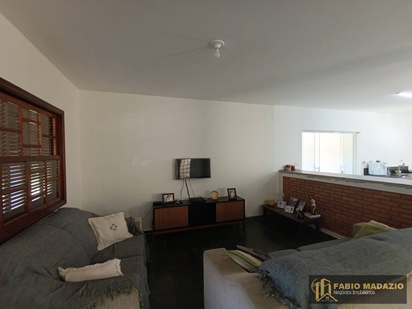 Chácara à venda com 6 quartos, 500m² - Foto 28