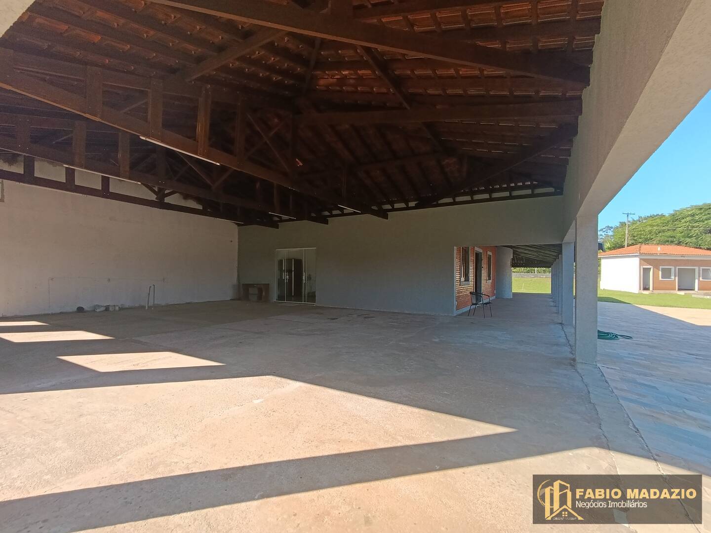 Chácara à venda com 6 quartos, 500m² - Foto 44
