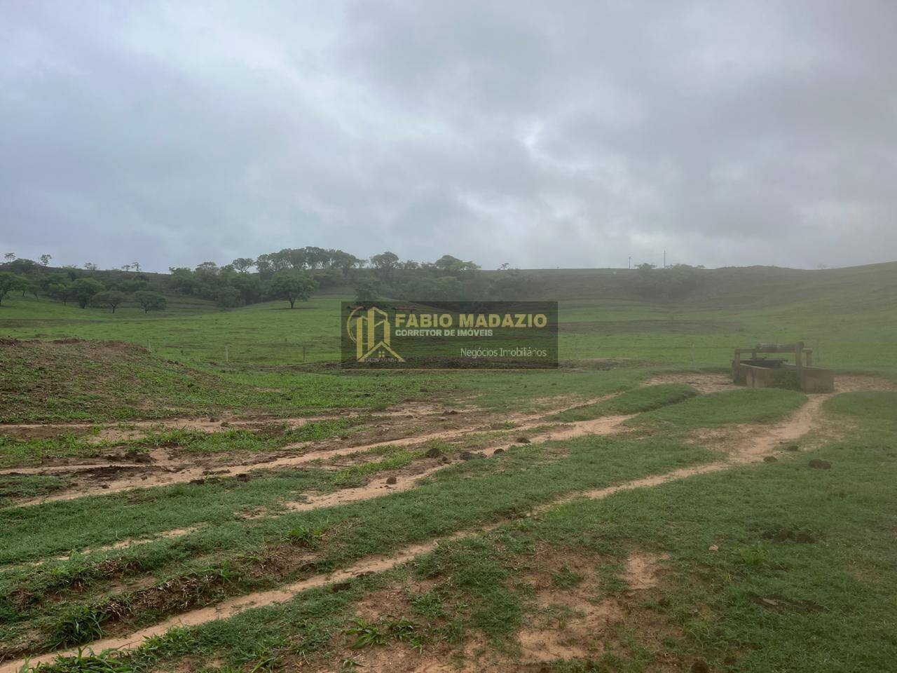 Terreno à venda, 211m² - Foto 18