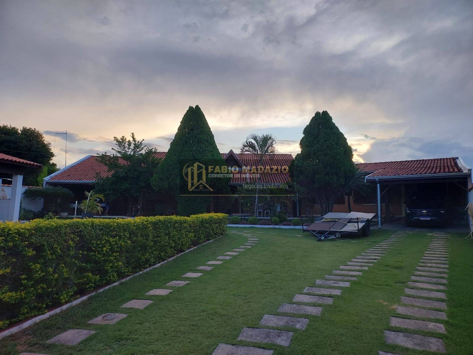 Casa, 3 quartos, 230 m² - Foto 3