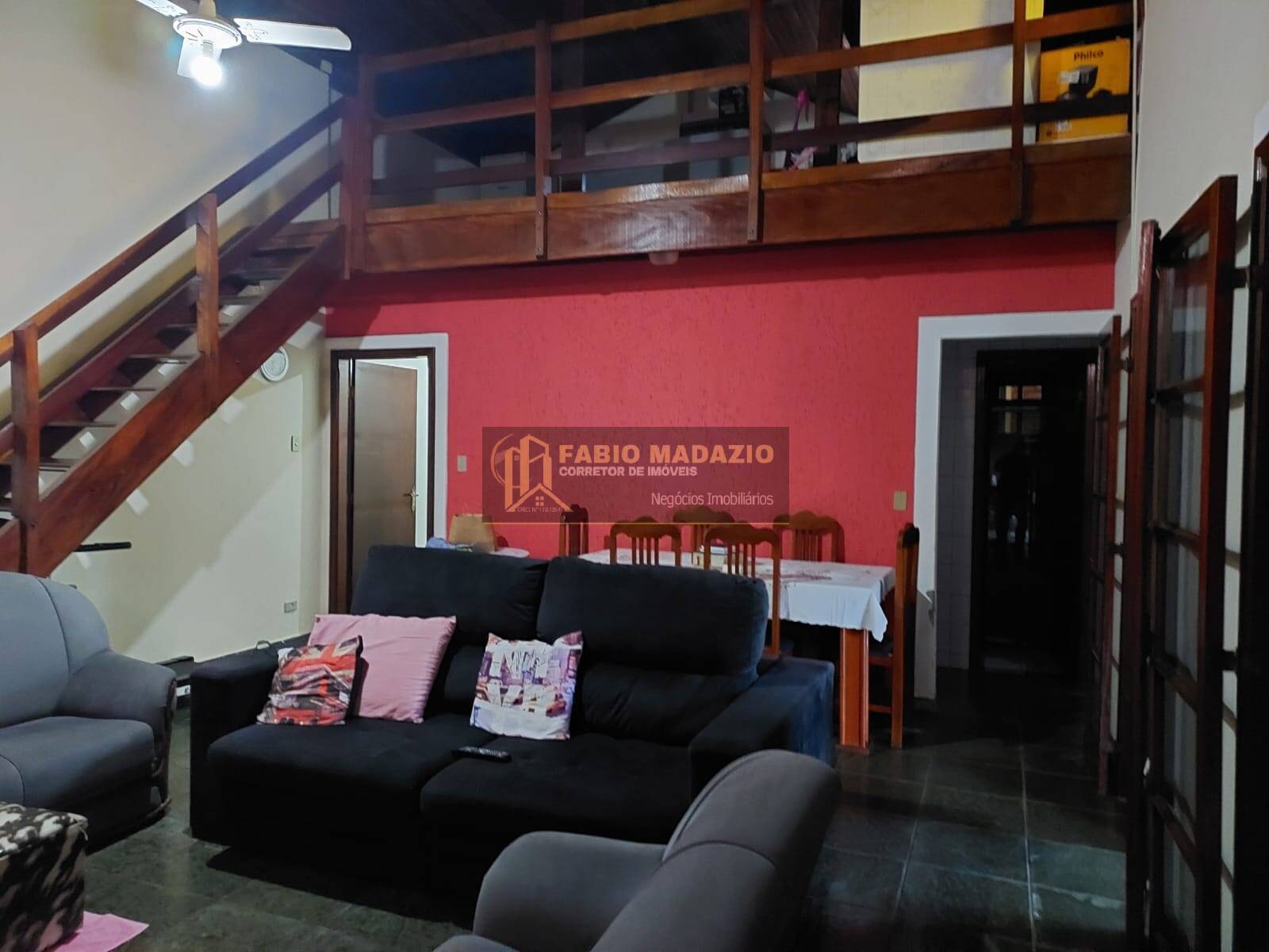 Casa, 3 quartos, 230 m² - Foto 2