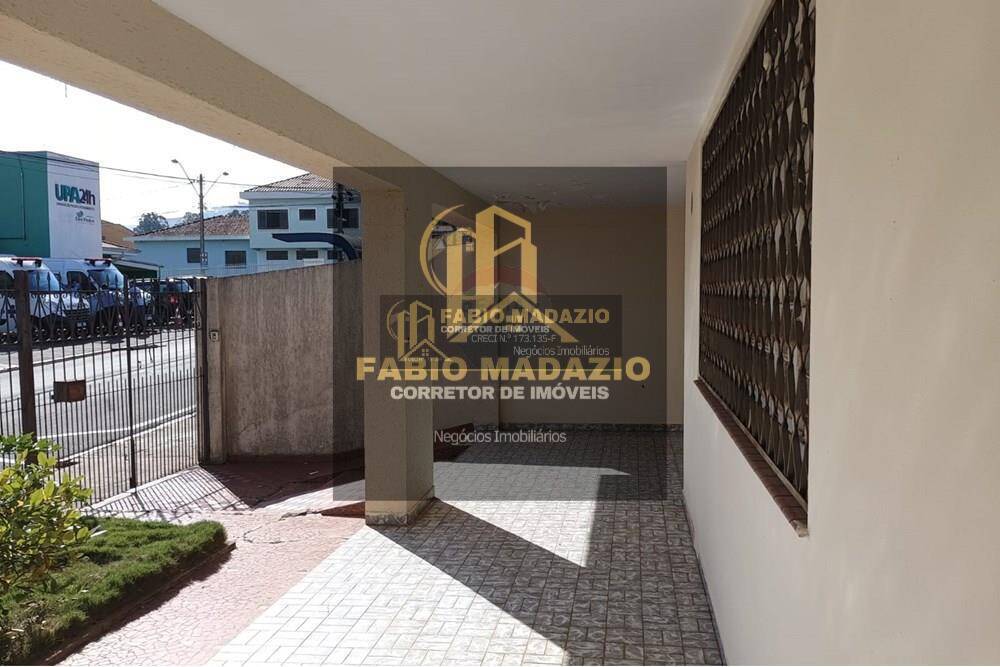 Casa à venda com 5 quartos, 306m² - Foto 1