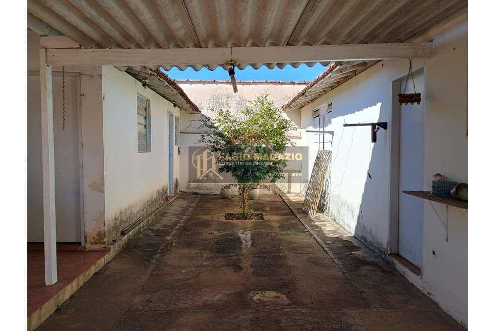 Casa à venda com 5 quartos, 306m² - Foto 10