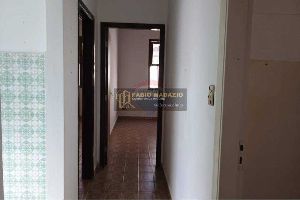 Casa à venda com 5 quartos, 306m² - Foto 16