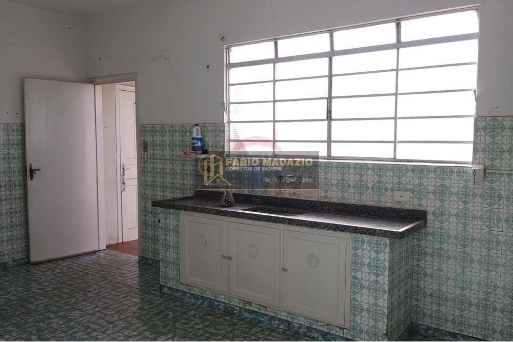 Casa à venda com 5 quartos, 306m² - Foto 23