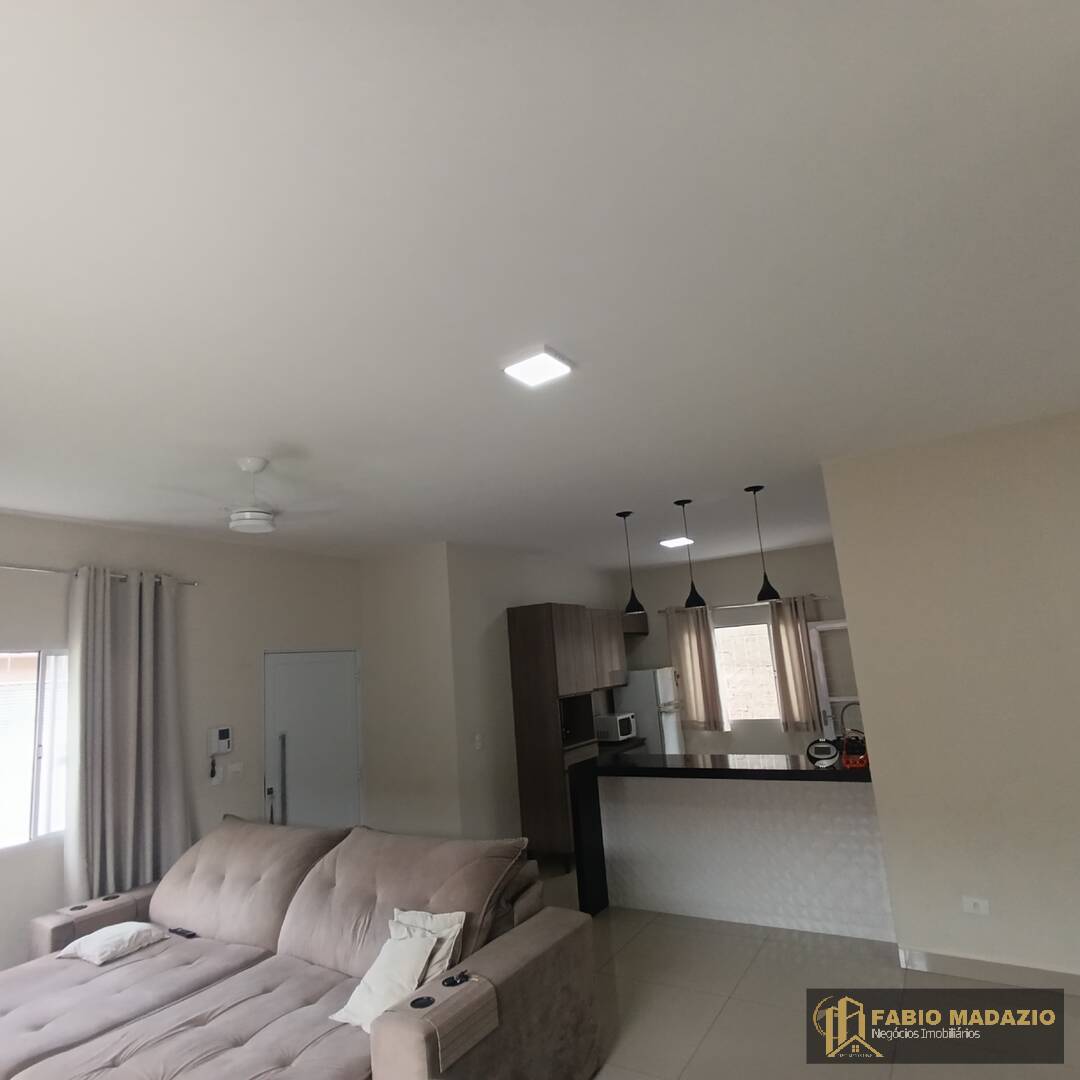 Casa à venda com 2 quartos, 100m² - Foto 7