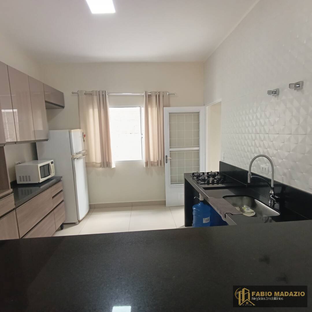 Casa à venda com 2 quartos, 100m² - Foto 10