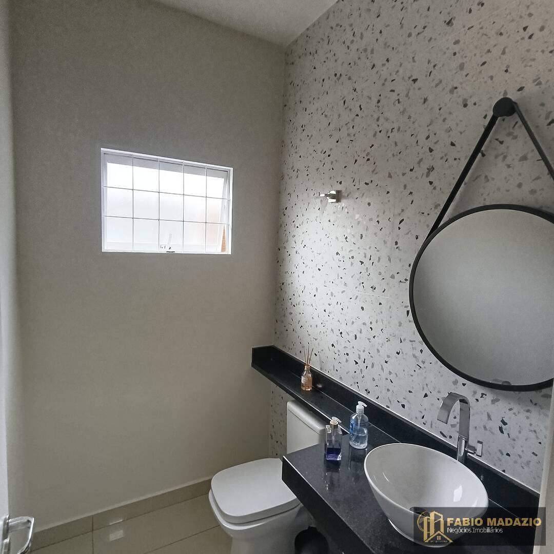 Casa à venda com 2 quartos, 100m² - Foto 8
