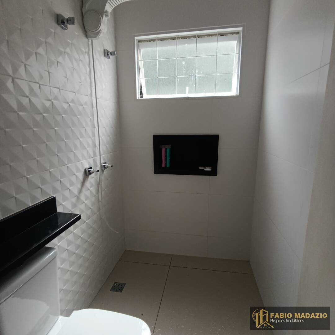 Casa à venda com 2 quartos, 100m² - Foto 20