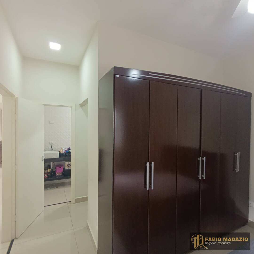 Casa à venda com 2 quartos, 100m² - Foto 27