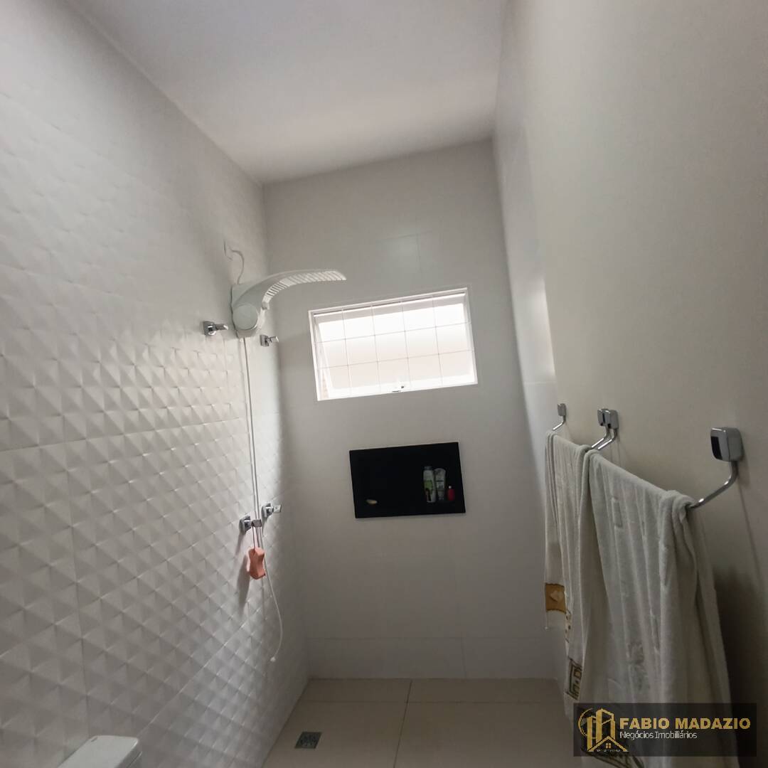 Casa à venda com 2 quartos, 100m² - Foto 24