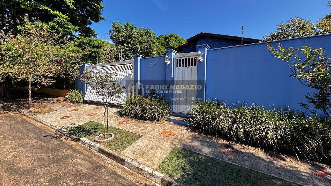 Casa, 3 quartos, 237 m² - Foto 4