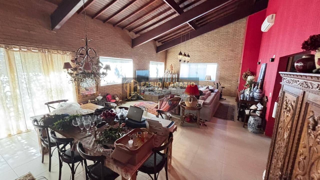 Casa, 3 quartos, 237 m² - Foto 13