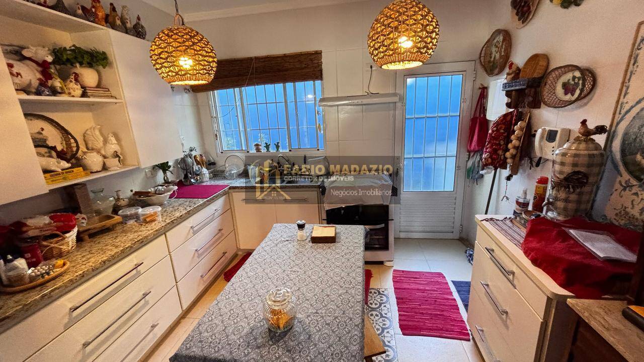 Casa, 3 quartos, 237 m² - Foto 14