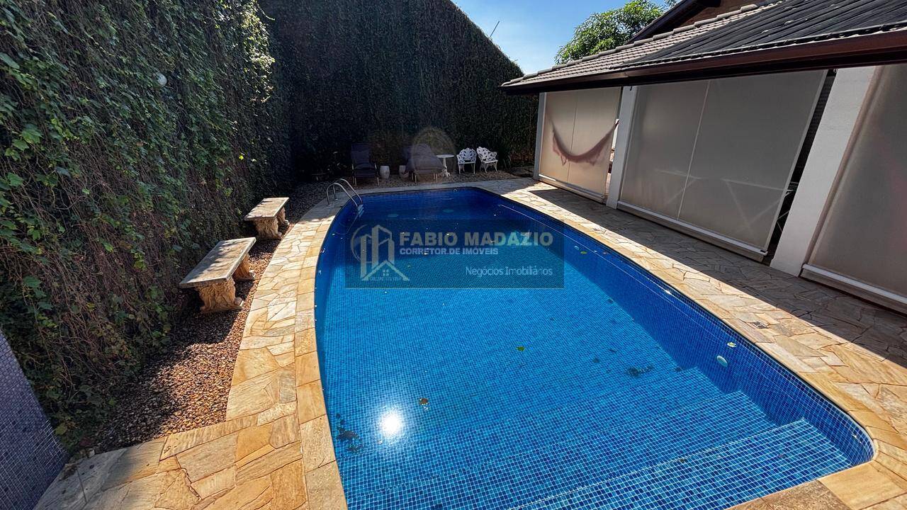 Casa, 3 quartos, 237 m² - Foto 2