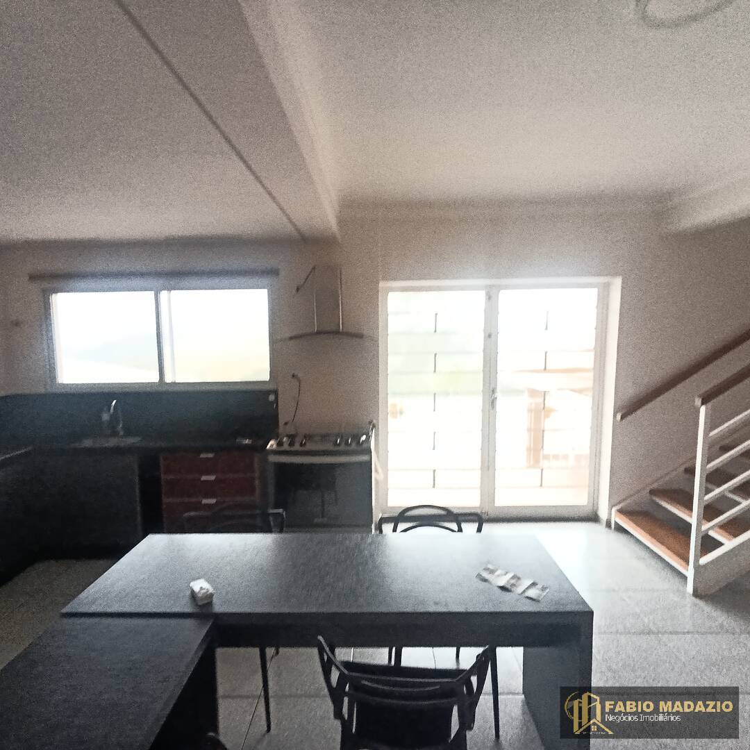 Casa à venda com 3 quartos, 165m² - Foto 15