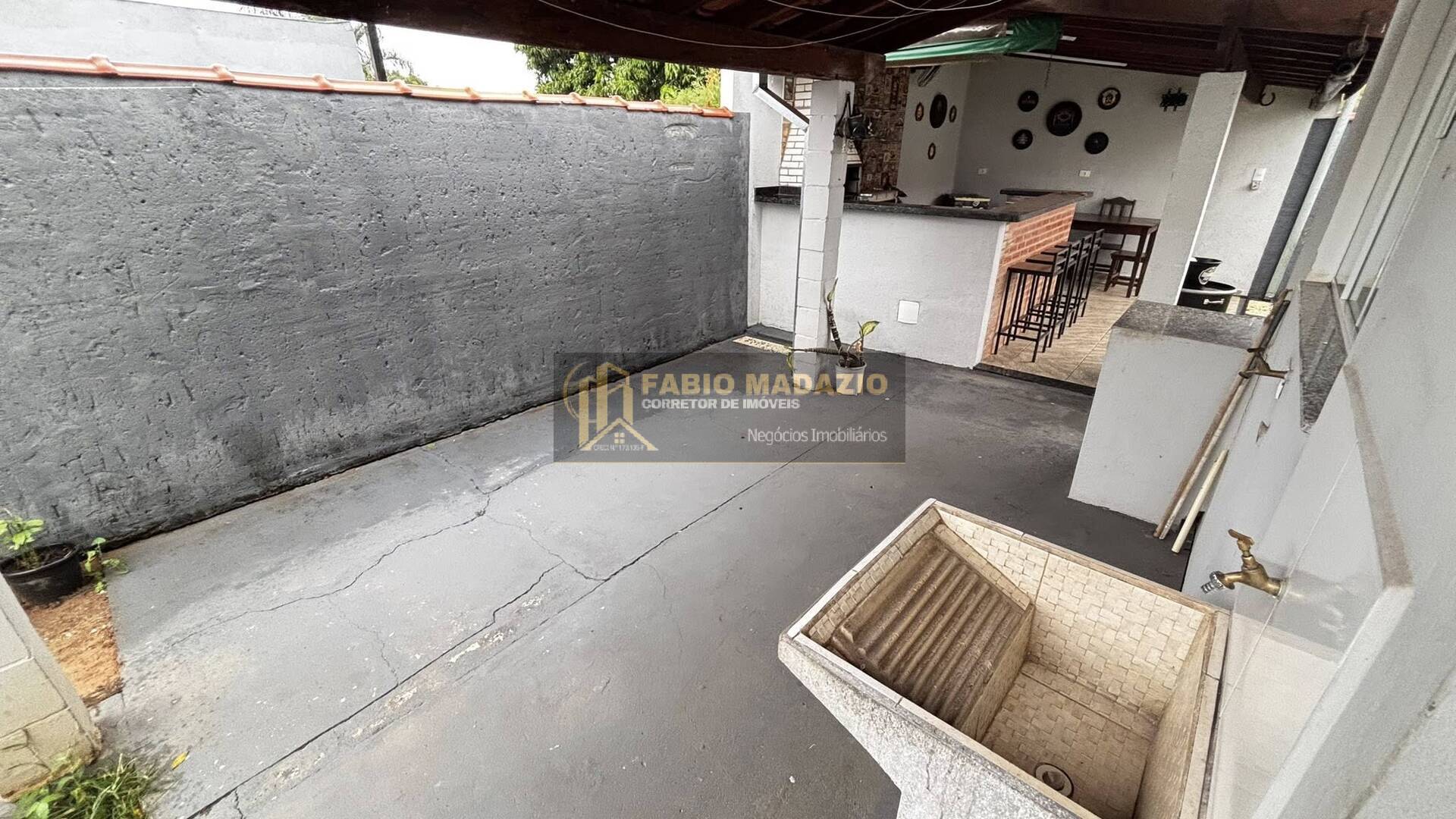 Casa à venda com 2 quartos, 110m² - Foto 7