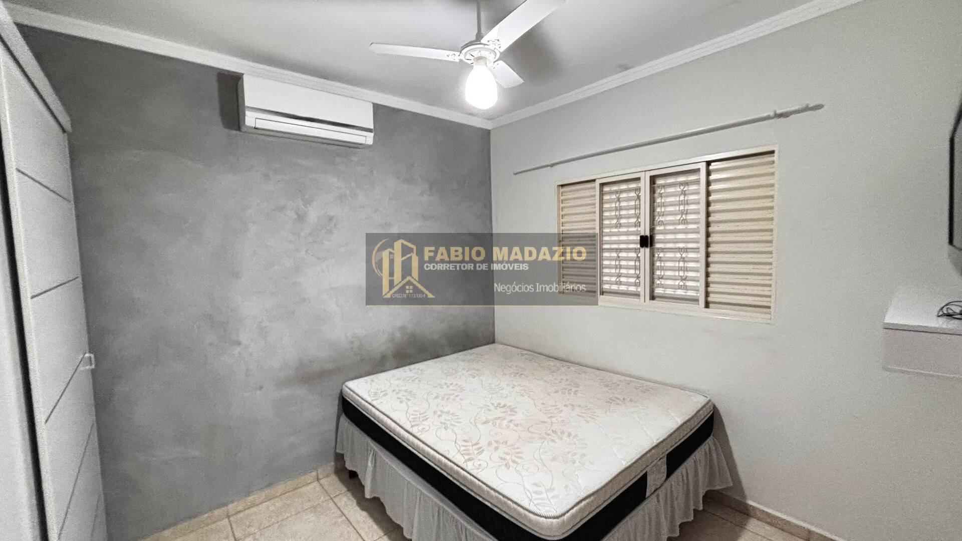 Casa à venda com 2 quartos, 110m² - Foto 10